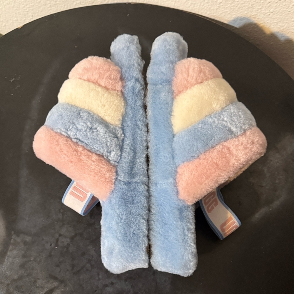 UGG Fluff Yeah Slide Pride Stripes Fur Slippers Women’s Size 7 Comfy Rubber Sole